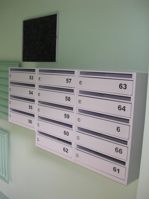 Mailboxes PB674