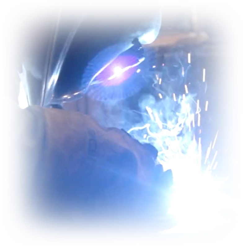 Industriāla metāla metināšana